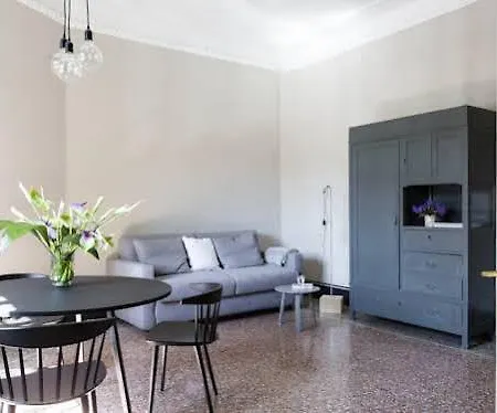 Garibaldi Suites Szálloda Róma